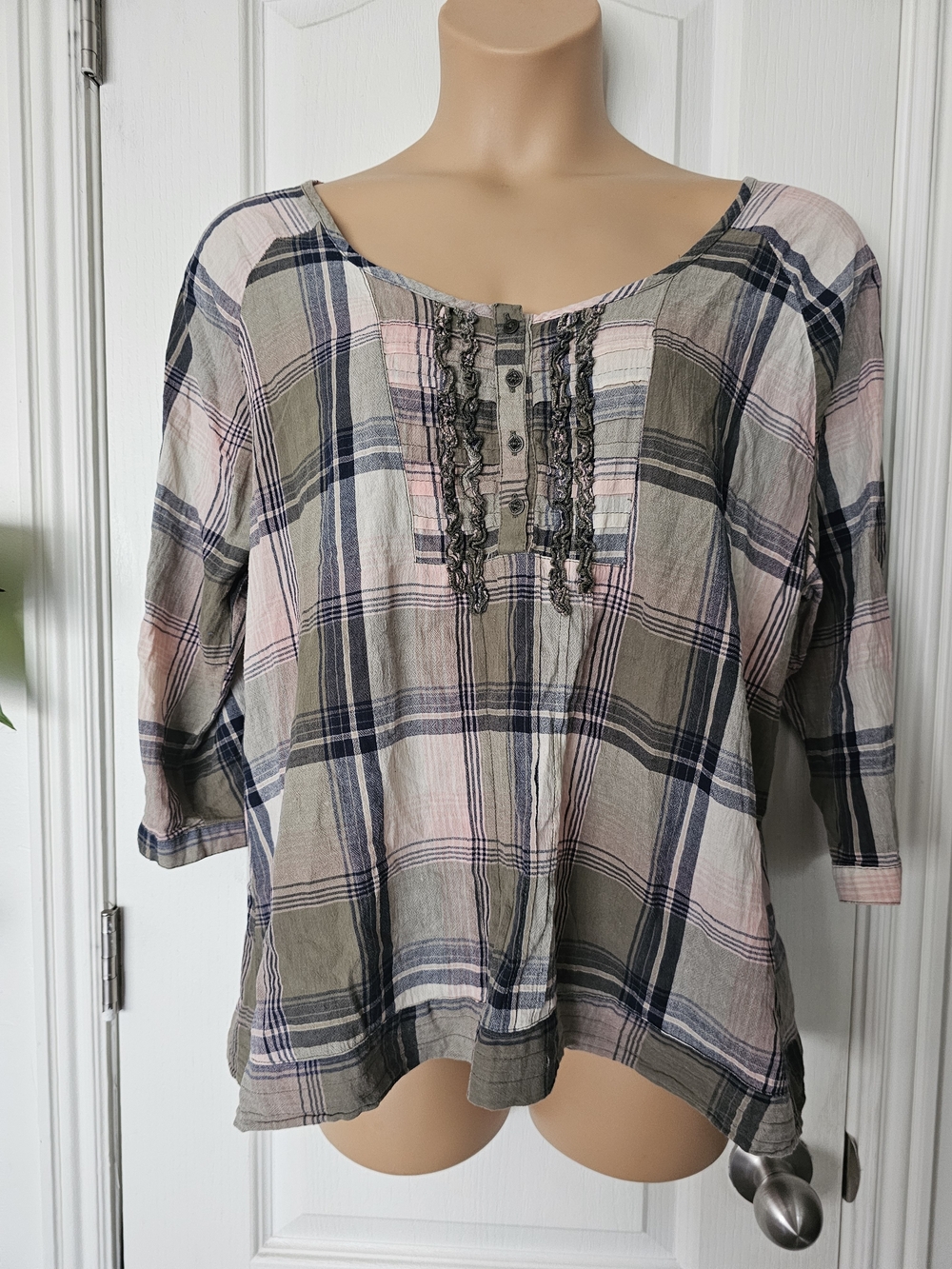Maurices Sz 2  Pink & Olive Plaid Scoop Neck Tunic with Ruffle Placket